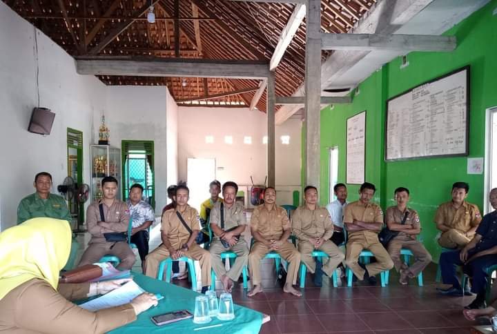 Pemdes Gedung Boga Laksanakan Apel Rutin, Senin 29 Agustus 2022